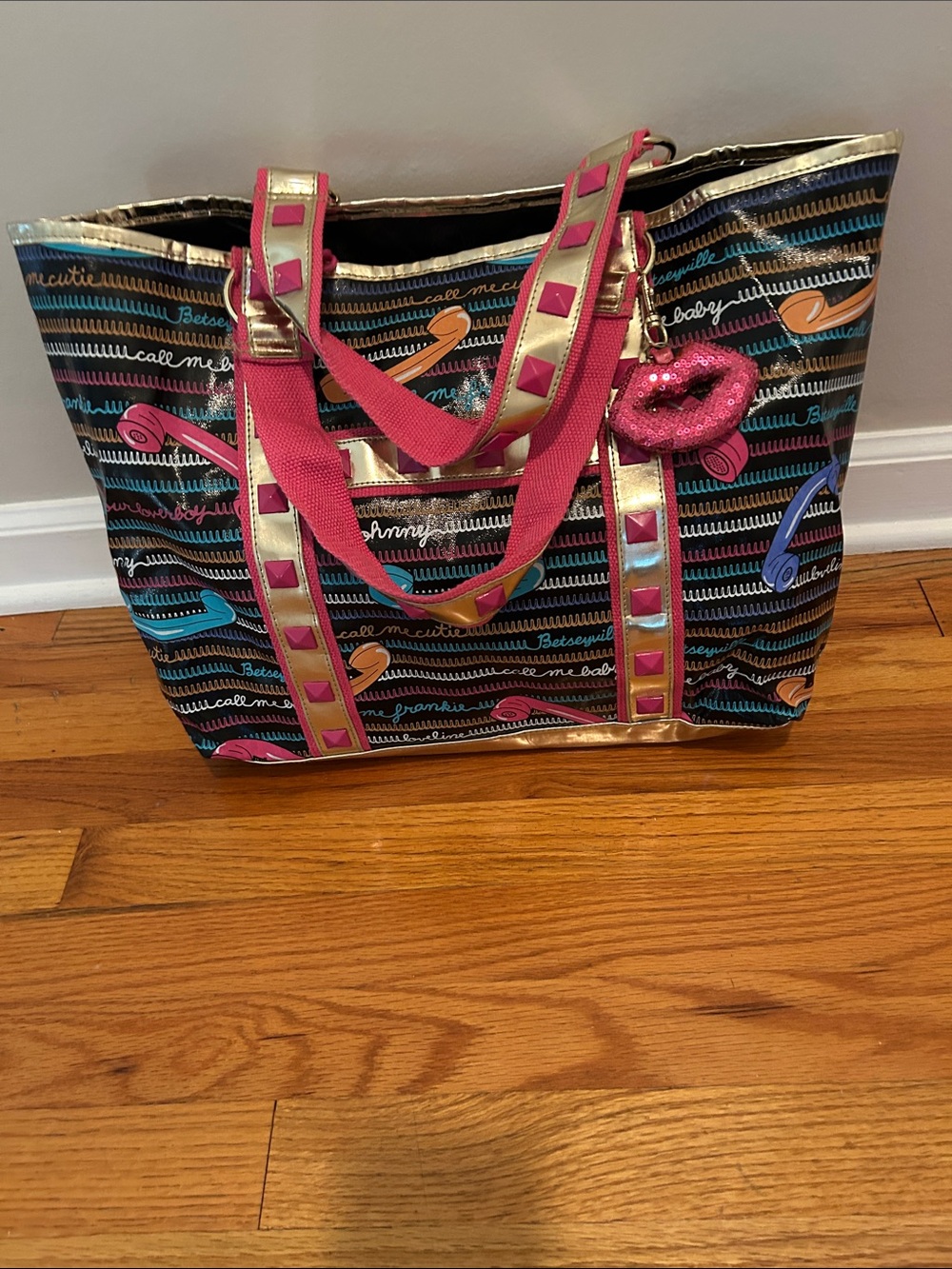 Betsey Johnson Black Multicolor Stripe Tote with Pink Sequin Lip Charm